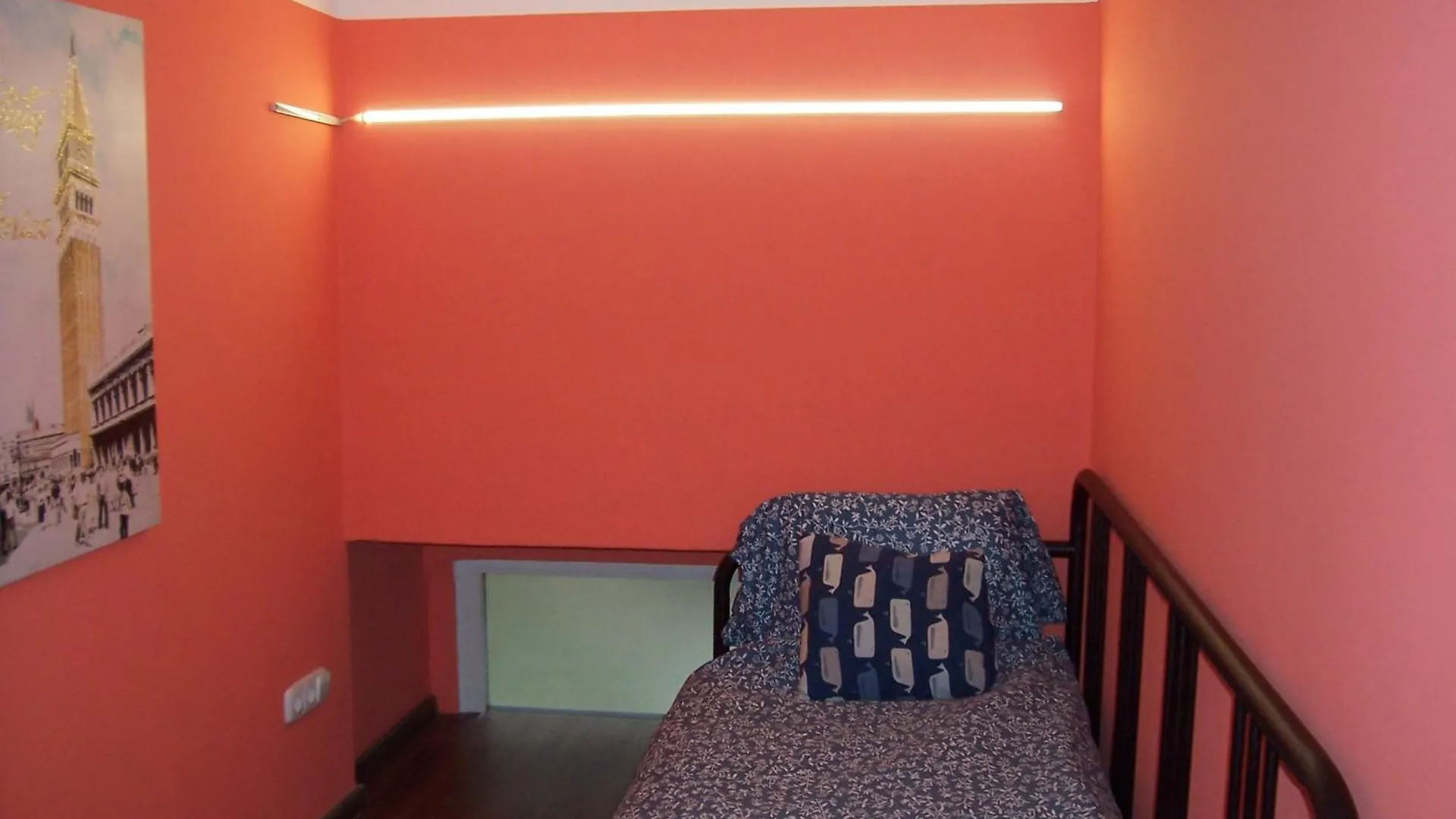Budapest Lookery Home 0*,  Венгрия